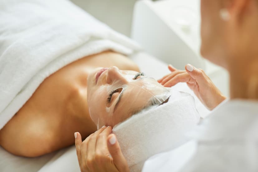 Zabieg Kolagenowy | Warszawa | ul. Chmielna 5