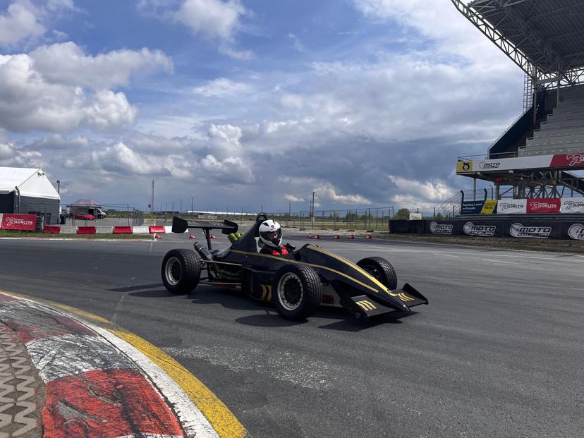 Jazda Bolidem Formuły Jedi | Wiele Lokalizacji