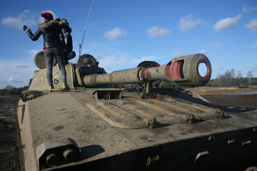 Poprowadź Gąsienicową Haubicę Samobieżną 2S1 "Goździk" | Borne Sulinowo