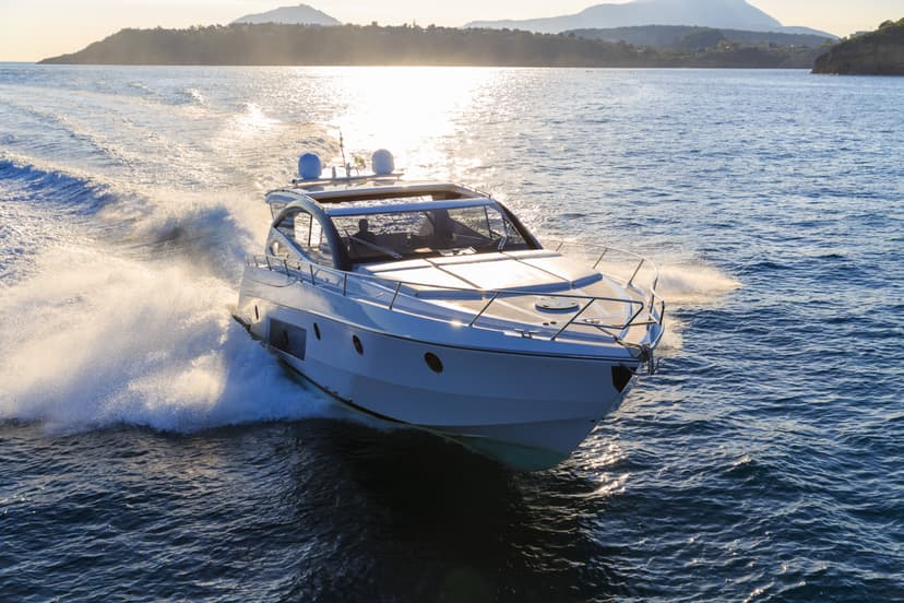 Rejs Motorówką ze Sternikiem | Wrocław