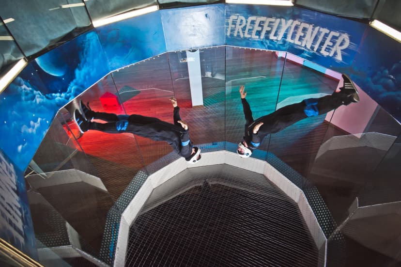 Niezapomniany Lot w Tunelu Aerodynamicznym dla Dwojga | Leszno