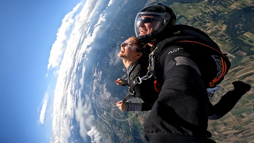 Skok ze Spadochronem | Rzeszów