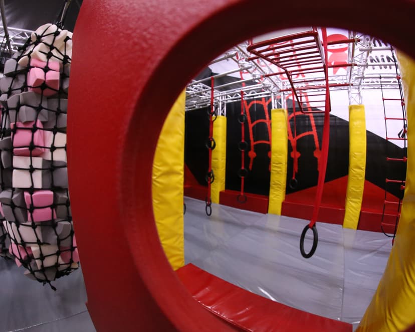 Zabawa w Parku Trampolin dla Rodziny | Radom