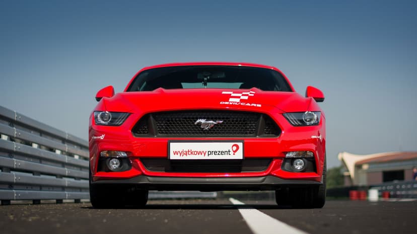 Jazda Fordem Mustangiem (3 okrążenia) | Wiele Lokalizacji