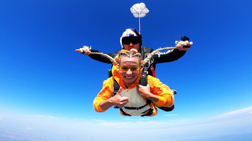 Skok ze Spadochronem z Filmowaniem | Kraków