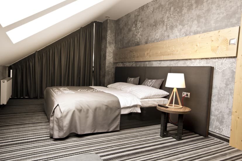 Aktywny Pobyt w Bacówce dla Dwojga | Radawa