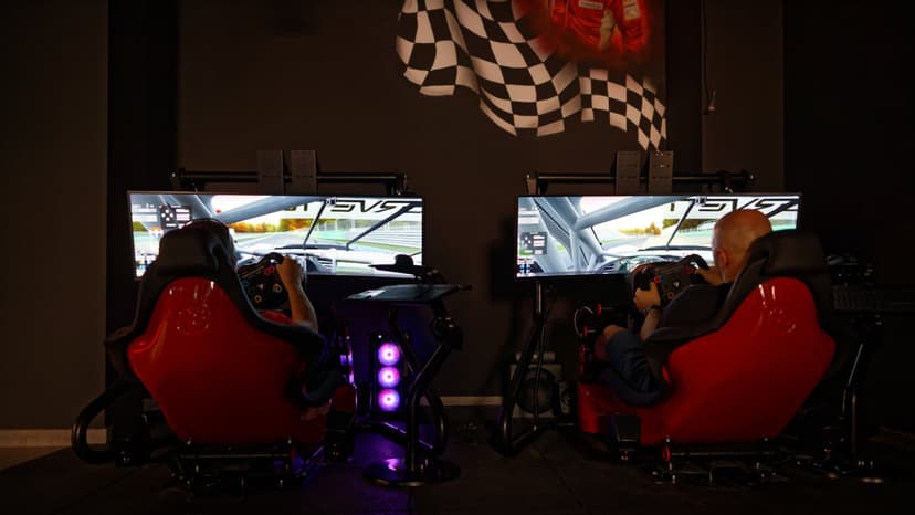 Wirtualny Pojedynek Bolidów Formuły dla Dwojga | Poznań