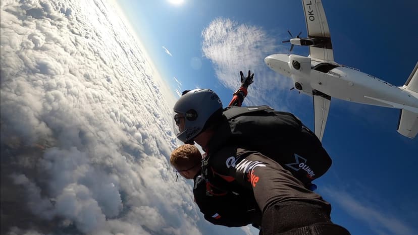 Skok ze Spadochronem z Podwójnym Filmowaniem | Ostrów Wielkopolski