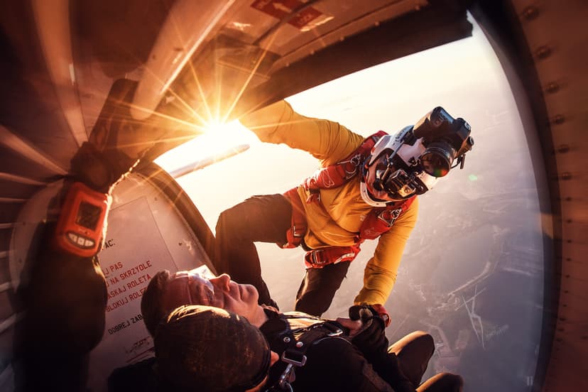 Skok ze Spadochronem z Filmowaniem | Poznań