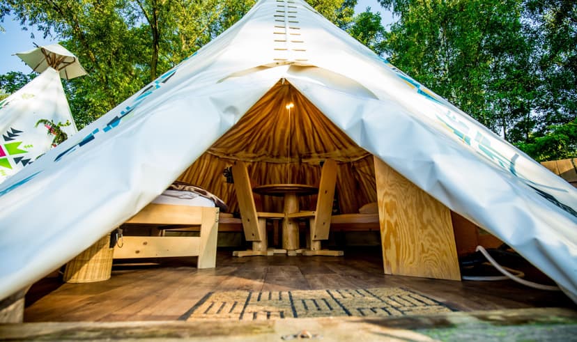 Weekend w Tipi na "Dzikim Zachodzie" dla Dwojga | Zator