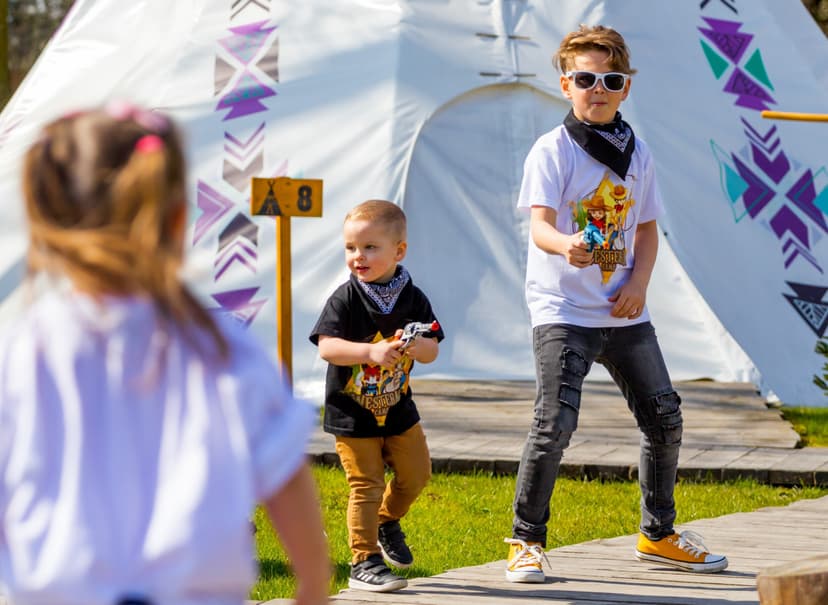 Weekend w Tipi na "Dzikim Zachodzie" dla Rodziny | Zator