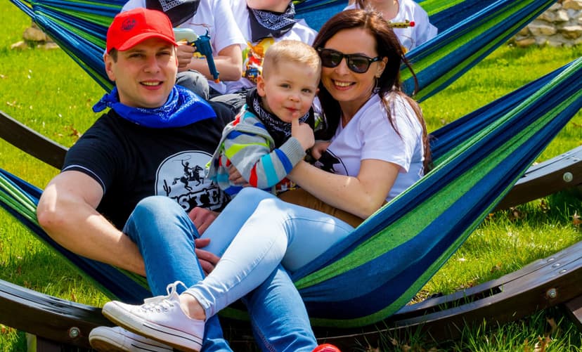 Weekend w Domku na "Dzikim Zachodzie" dla Rodziny | Zator