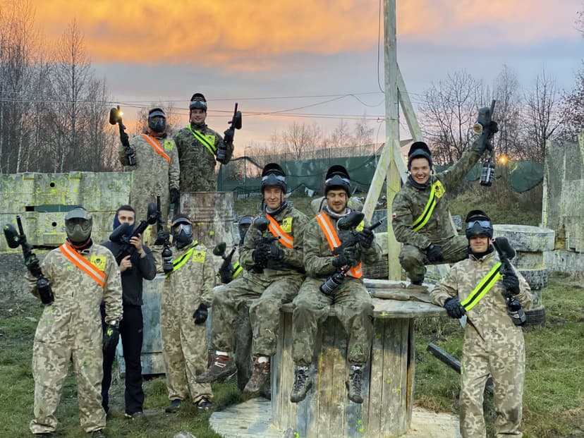 Poznaj Paintball dla Przyjaciół Premium (4 osoby) | Kraków