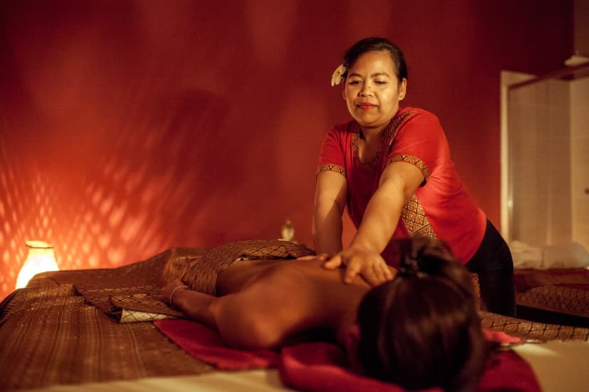 Relaksacyjny Masaż Pleców | Wiele Lokalizacji