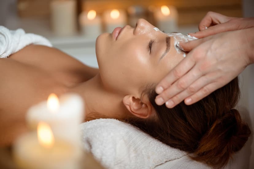 Rytuał SPA na Twarz "Aksamitna Odnowa" | Lublin