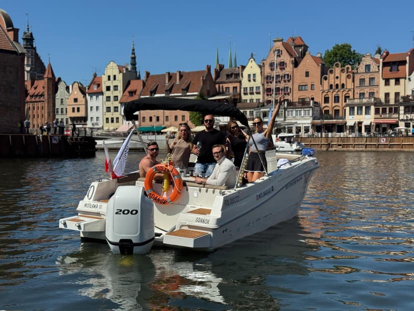 Rejs Motorówką po Motławie dla Dwojga (60 minut) | Gdańsk