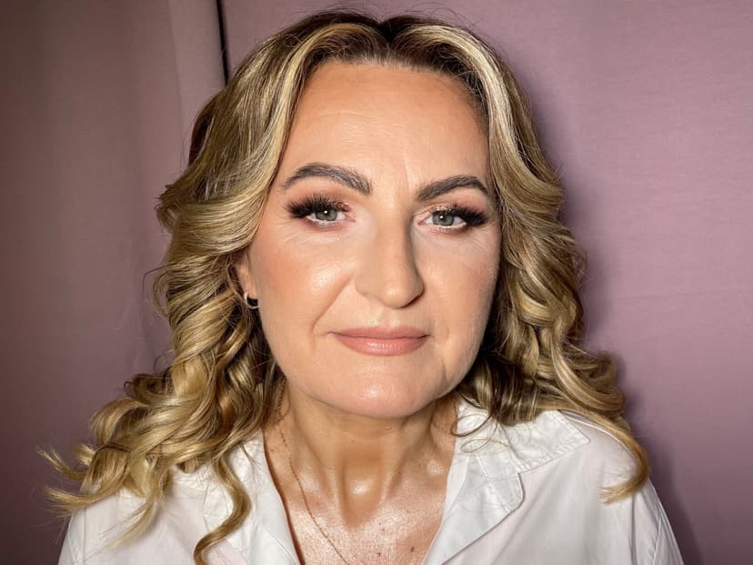 Indywidualna Lekcja Makijażu Dziennego | Warszawa (okolice)