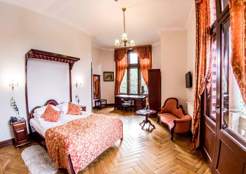 Ekskluzywny Pobyt w Pałacu (1 Noc, 2 Osoby) | Pałac Wąsowo | Wąsowo