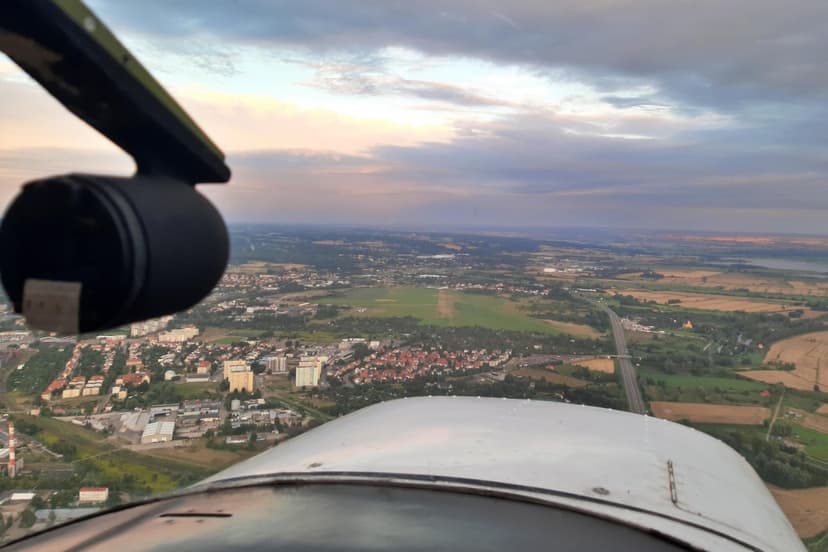 Lot Zapoznawczy Samolotem Cessna 150/152 (20 minut) | Elbląg