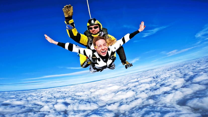 Skok ze Spadochronem z Podwójnym Filmowaniem | Kraków