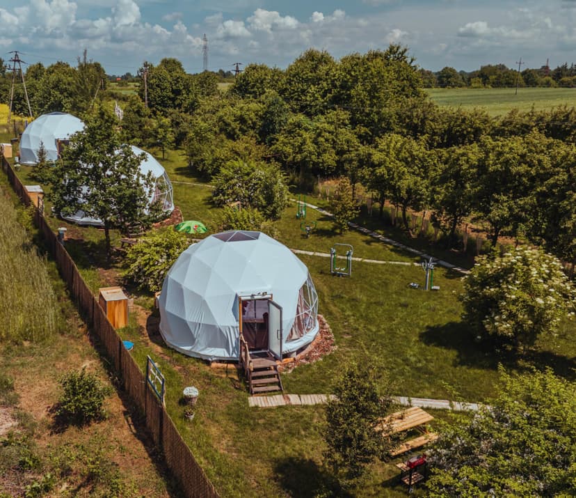 Odprężający Glamping (2 Noce, 2 Osoby) | Glamping Stacja Zieleniec | Nałęczów