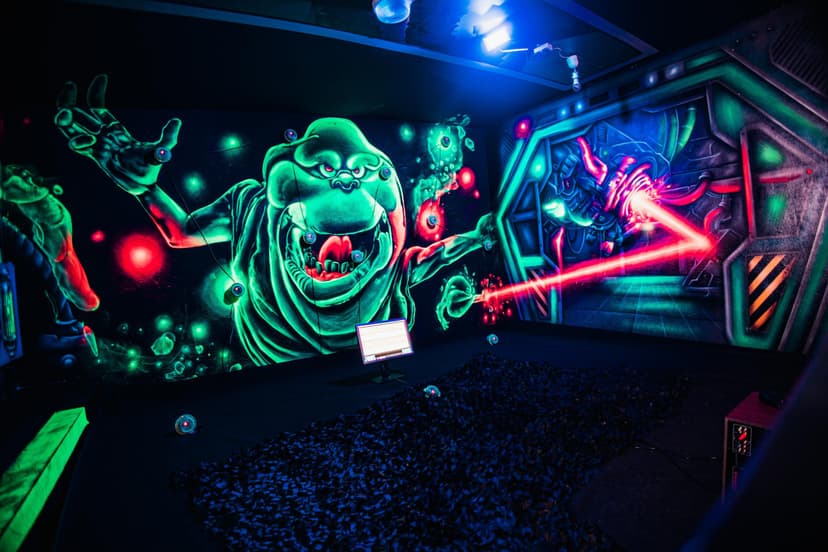 Paintball Laserowy "Laser Shooting | Laserowa Strzelnica" dla Przyjaciół | Lublin