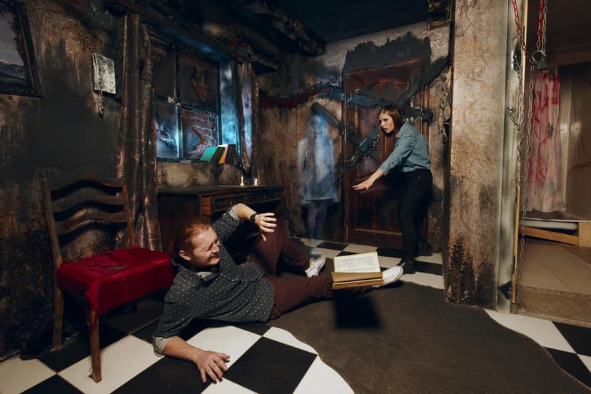 Przygoda w Escape Room “Dexter” dla Dwojga | Kielce