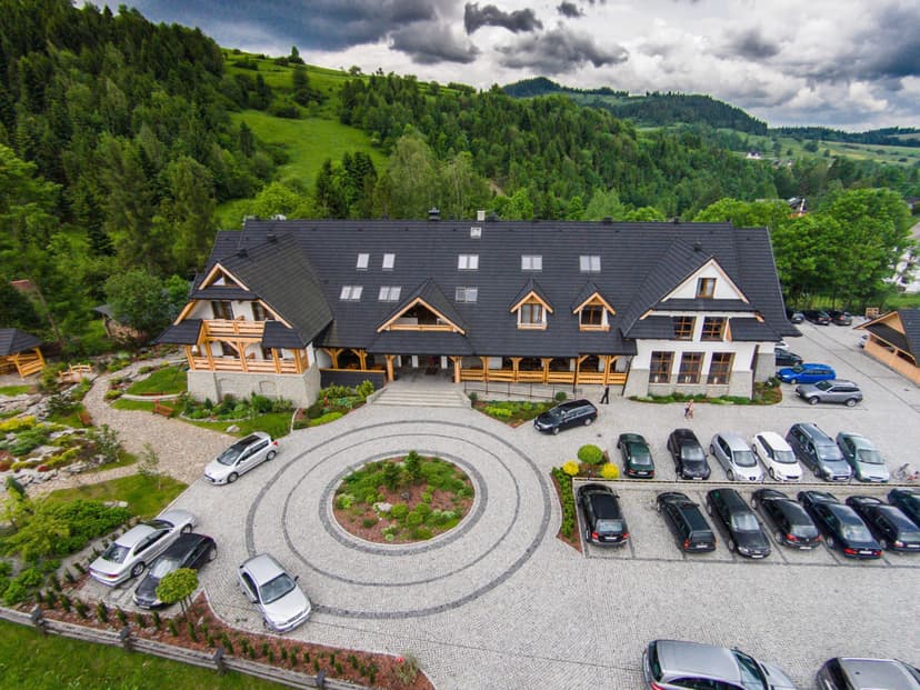 Odprężający Pobyt (1 Noc, 2 Osoby) | Hotel Górski Raj | Poręba Wielka