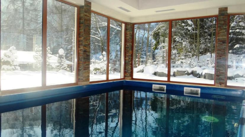 Romantyczny Pobyt (2 Noce, 2 Osoby) | Hotel Górski Raj | Poręba Wielka