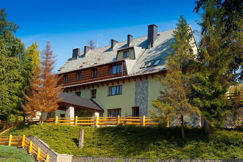 Zachwycający Pobyt (2 Noce, 2 Osoby) | Centrum Green Hill Business & Spa | Wisła