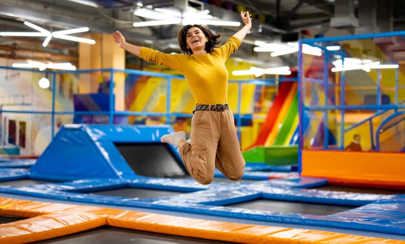 Szalona Zabawa w Parku Trampolin (60 minut) | Suwałki