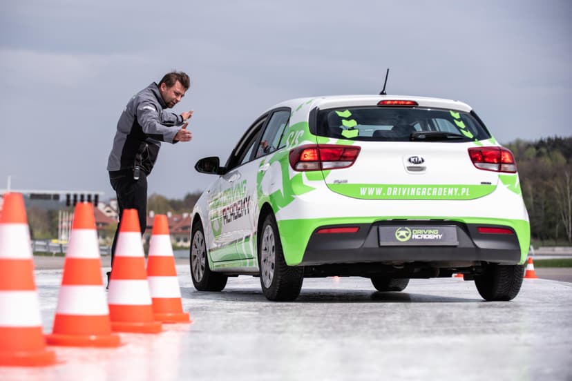 Pakiet Trzech Indywidualnych Szkoleń z Doskonalenia Jazdy | Kielce