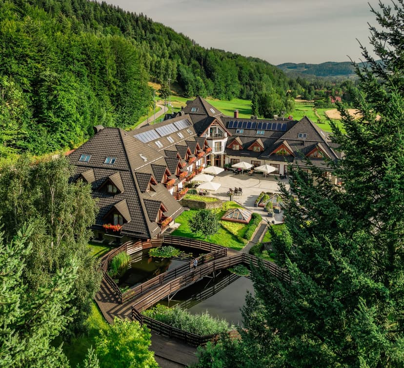 Odprężający Pobyt w Beskidach (2 Noce, 2 Osoby) | Hotel&SPA Czarny Groń | Rzyki