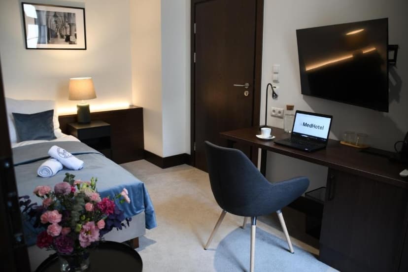 Urokliwy Pobyt (1 Noc, 1 Osoba) | MedHotel | Kraków