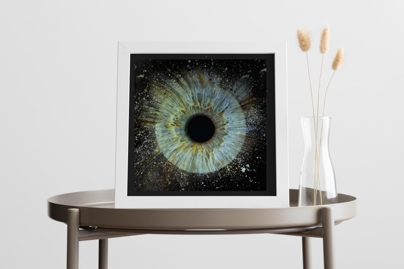 Artystyczne Zdjęcie Tęczówki Oka – Format 30x30 cm | Warszawa