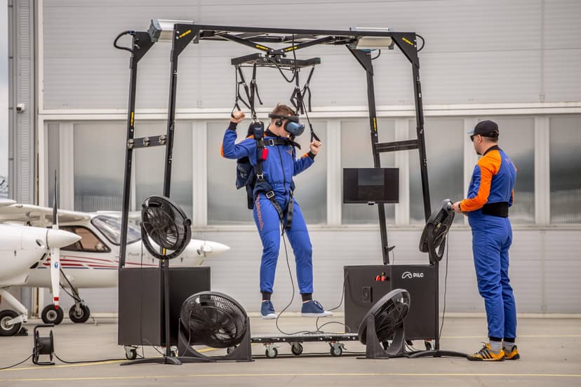 Skok w Symulatorze Spadochronowym dla Dwojga | Warszawa | Chrcynno