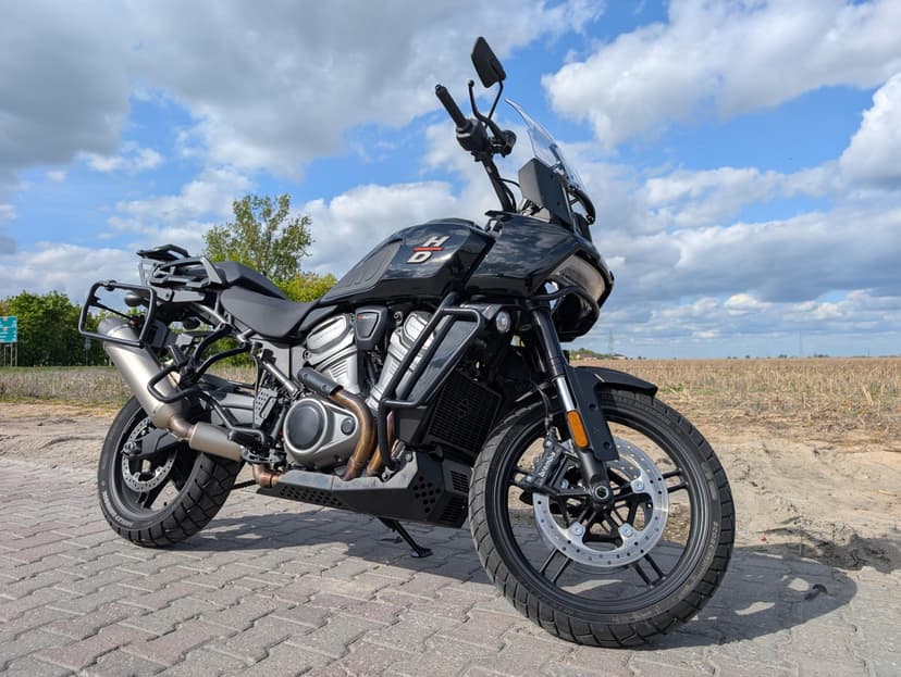 Jazda Motocyklem Harley-Davidson Pan America 1250 | Wiele Lokalizacji