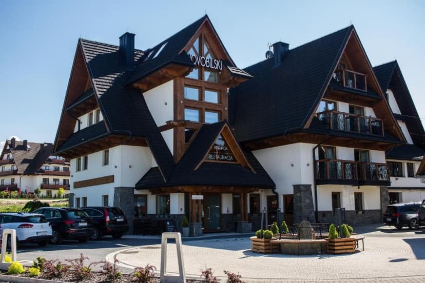 Weekendowy Pobyt w Górach (2 Noce, 2 Osoby)| Pensjonat Novobilsk | Białka Tatrzańska