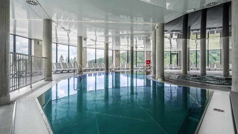 Relaksujący Pobyt w Górach | Sun & Snow Czarna Góra Resort | Wiele Lokalizacji