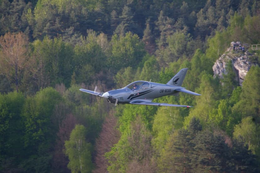 Lot Zapoznawczy Ultralekkim Samolotem (30 minut) | Katowice (okolice)