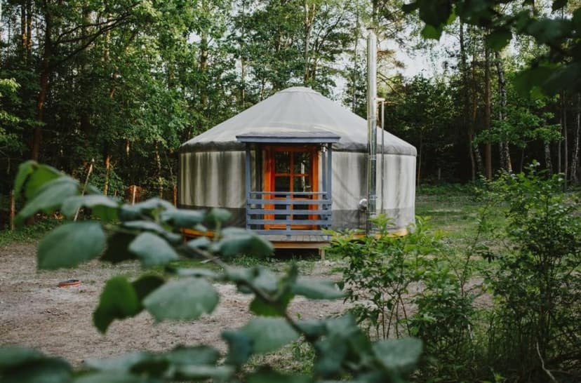 Pobyt w Jurcie (1 Noc, 2 Osoby) | KotfaLas Jurty | Zagórze