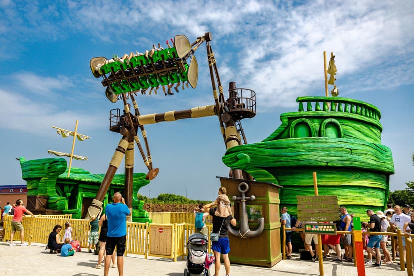 Całodniowa Przygoda w Parku Rozrywki dla Rodziny (3 osoby) | Gdańsk