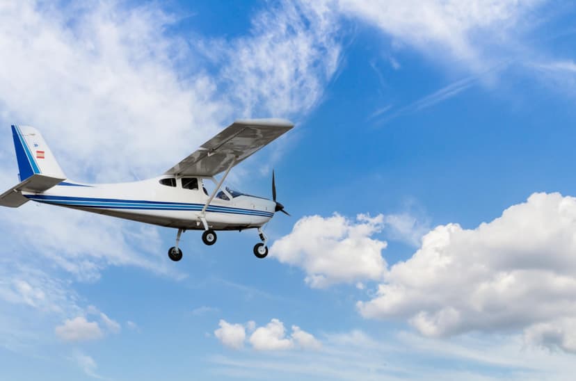Lot Samolotem Ultralekkim (30 minut) | Kielce (okolice)