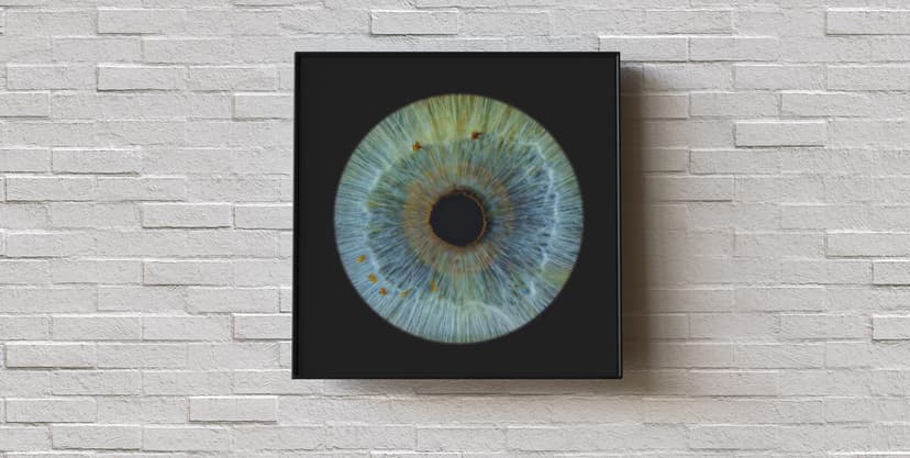 Artystyczne Zdjęcie Tęczówki Oka – Format 30x30 cm | Lublin