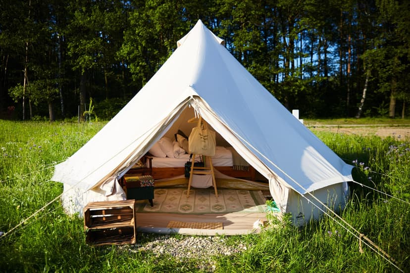 Wakacyjny Pobyt w Namiocie w Tygodniu (2 Noce, 2 Osoby) | bosco glamping | Modrzewek